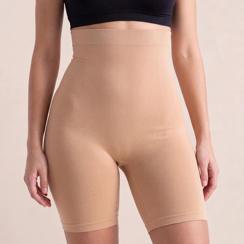 Högmidjade formande shorts