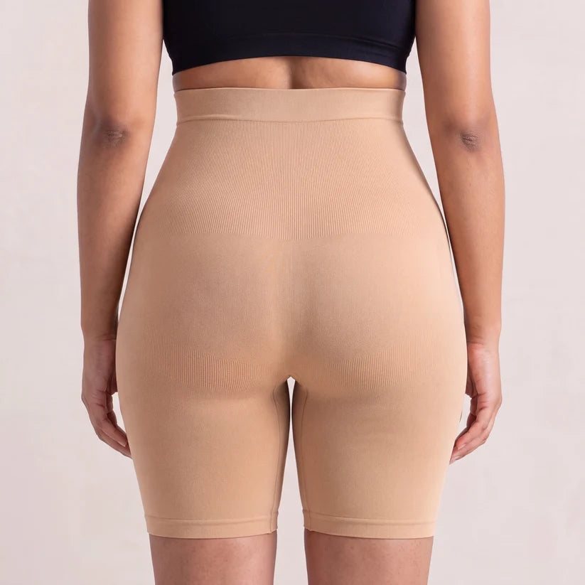 Högmidjade formande shorts