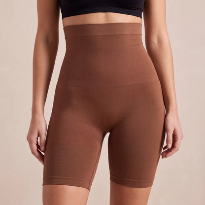 Högmidjade formande shorts